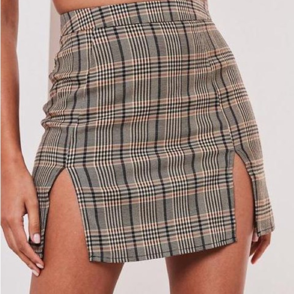 PETITE CO ORD DOUBLE
SPLIT MINI SKIRT
MULTI